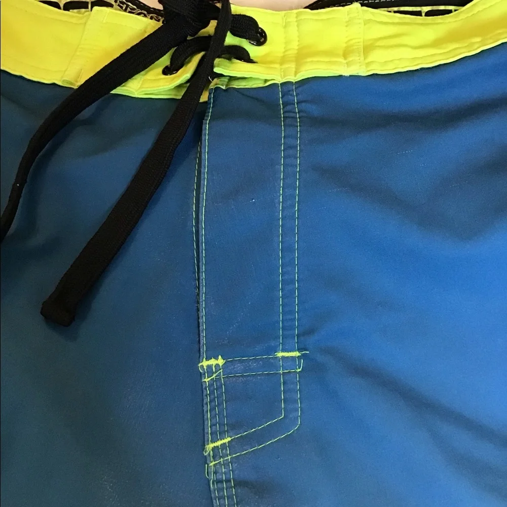 Us Apparel ocean stretch 32 board shorts blue green bright nice on board…
